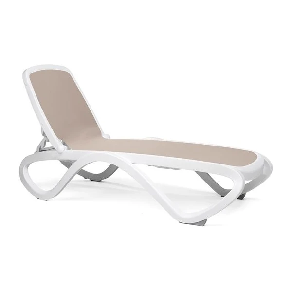 Tumbona Omega para piscinas