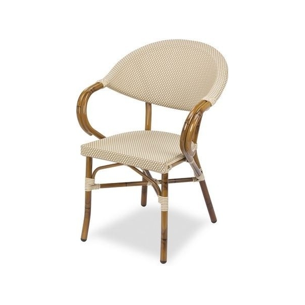 SILLA AESTI PARA ESPACIOS EXTERIORES - 1