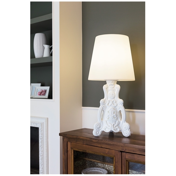 Lámpara de mesa de estilo barroco Vito