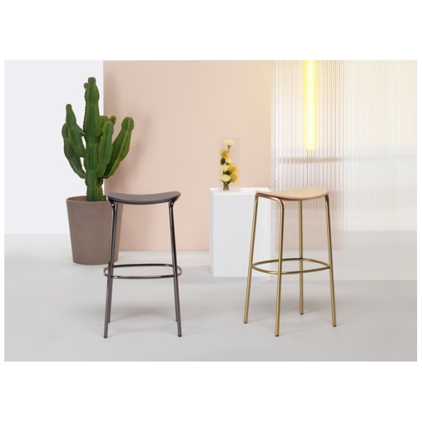 TABURETE TRICK EN MADERA DE SCAB - 3